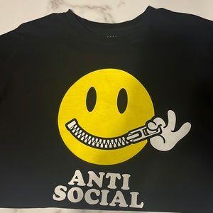Ross Smiley Shirt; Size men’s XL